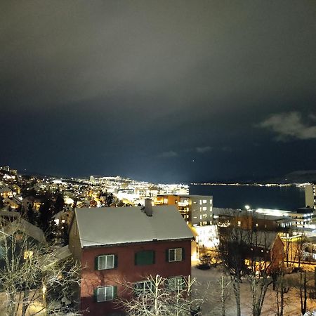 Central Apartament (Adults Only) Tromsø Extérieur photo